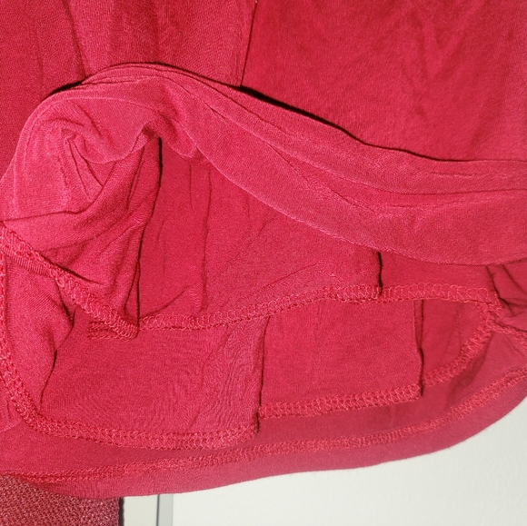 Your classic red dress - Picture 7 of 9